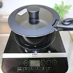Guest House Eastwo 日本橋でんでんタウンまで徒歩4分の好立地